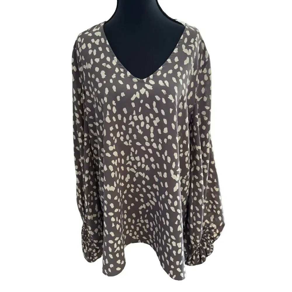 Flowy Beautiful Gray Cream Balloon Sleeve Blouse‎ by 143 Story by Line up Sz Sm